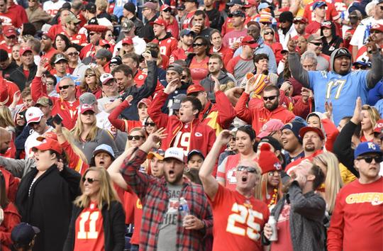 超级碗登场,nfl赞助商耐克是怎么做球衣生意的?