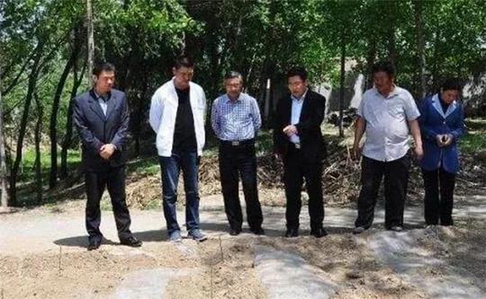 21世纪人才非常重要,未来农村想要发展,就离不开优秀的村干部,为了