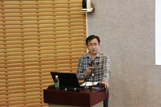 教育正文李永洲老师分享主题"商业模式与实践经验——创业从0到1最