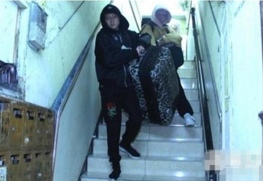 吴卓林与妻子再度创业,母亲吴绮莉出资赞助?可怜天下