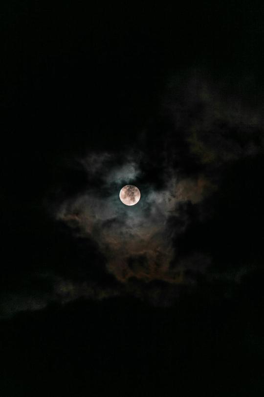 月亮夜景云素材