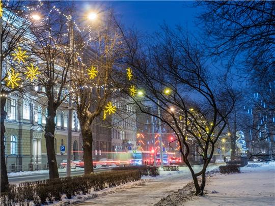 夜景_里加_街道_图片大全—全景创意图库（quanjing.com）中国领先的正版图片视频素材网站