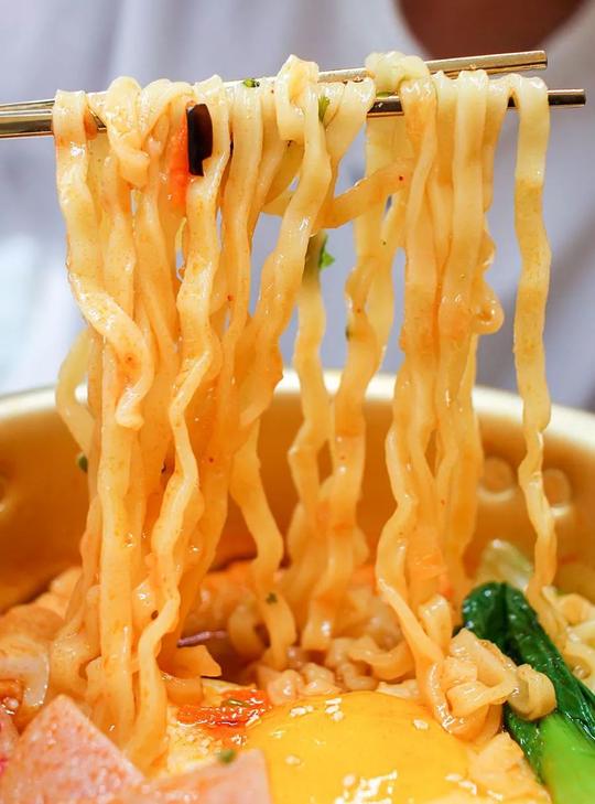 火爆抖音的泡面小食堂来焦作了!活动价仅需6元