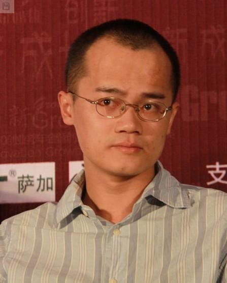 03美团网ceo王兴的创业生存地图王兴会偶尔跟新来的同事聊聊微博