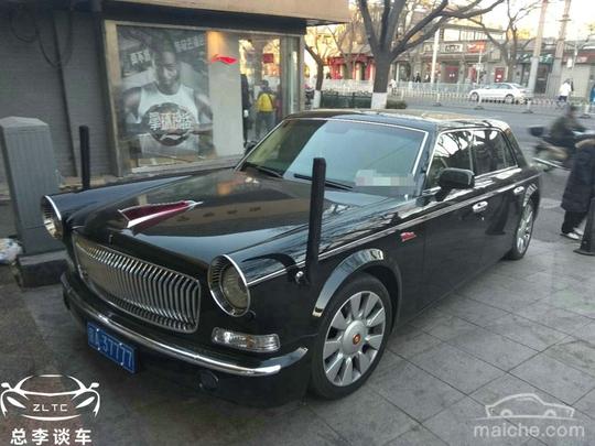 加油站来辆红旗l5,京a开头,车牌有四个7,看车标还是定制版