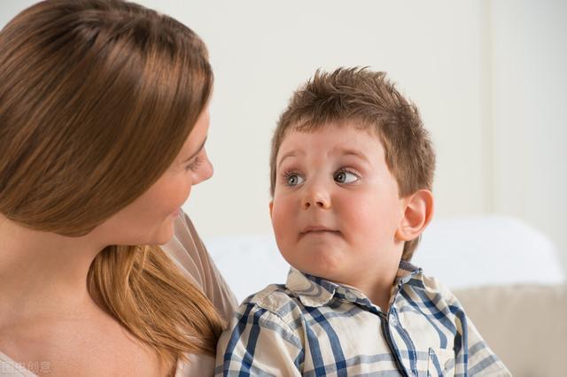 孩子在幼儿园被冷落怎么办