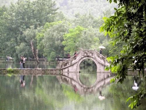 荣获全国首批创业试点县光武镇,泉阳镇荣获全国重点镇界首市位于