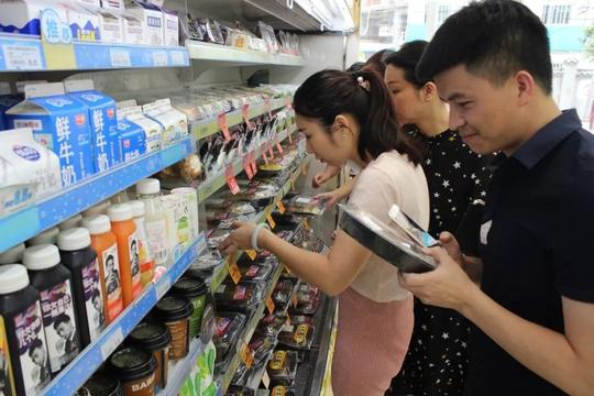 不融资11年开店超1000家,靠勤奋韧韧劲做区域之王:小生意,大学问!