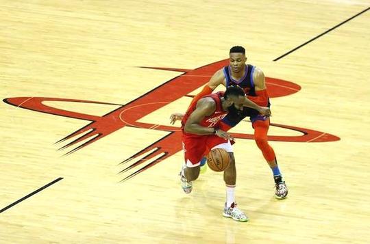 圣诞大战已成nba新荣誉图腾?火箭勇士成主角,冷门球队