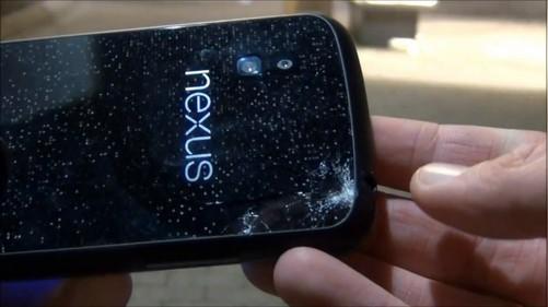 后盖玻璃碎裂nexus4落地实验勉强及格