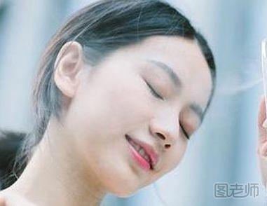 皮肤的油从哪里来