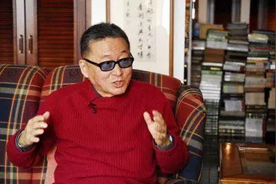 对李敖人生经历和人生哲学的了解,很容易觉得原来他的人比他的书更