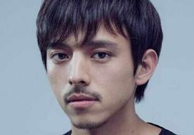 满岛真之介
