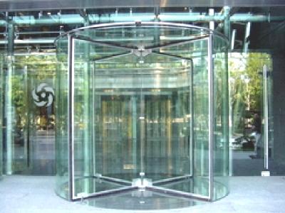 中山市陈诚电动门业产品展示玻璃旋转门生意通vip第2年