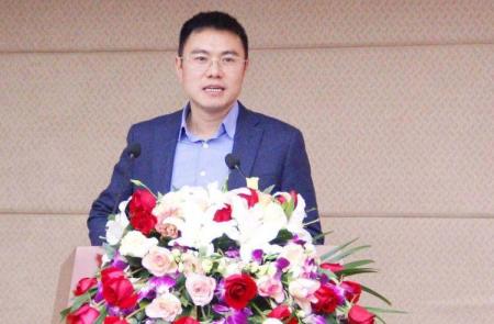 肯帝亚集团董事长郦海星出席2018江苏省90后创业先锋颁奖典礼