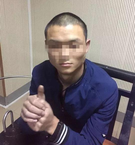 该男子酒醒后供述,8日晚20时酒后,独自搭乘滴滴车辆,以借手机打电话