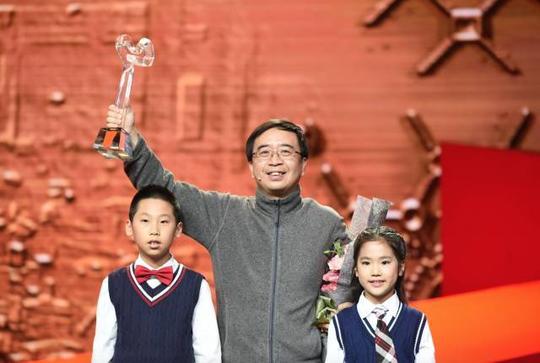 2016《感动中国》十大人物揭晓|你的作文素材有着落了
