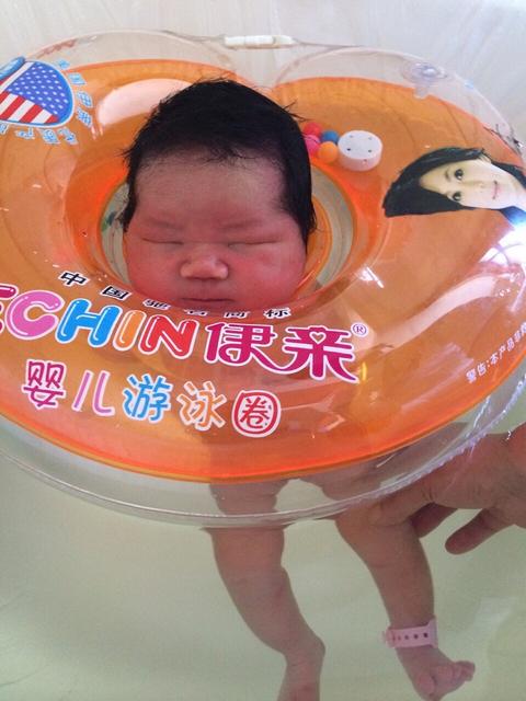 宝宝刚出生为什么都这么丑