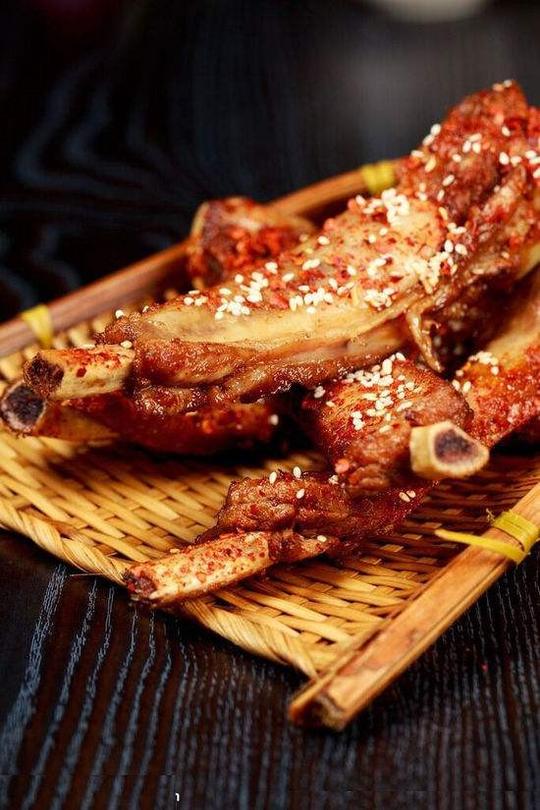 哪学烤羊骨技术驻马店创业成功被众创业者关注