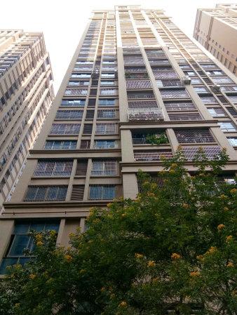 西大旁(正恒国际广场)3房总价93万带家具,内部房源拎包入住