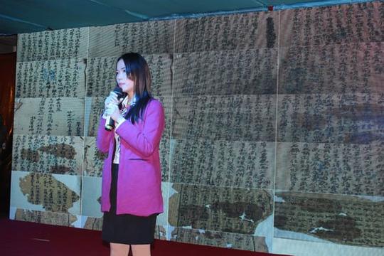80后那文化创业代表李霄上台发言