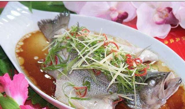清蒸鲈鱼的做法大全集