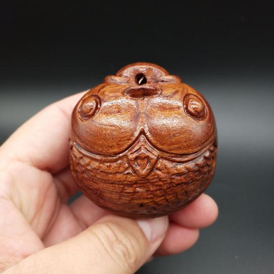 直播货源摆摊货源六角按摩器手把件手掌穴位按摩球木雕小件批发