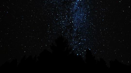 唯美星空大气星云_3840x2160_高清视频素材下载(编号