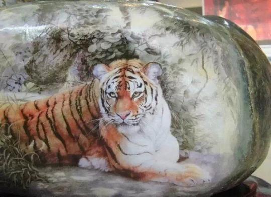 [转载]石头画,竟然如此惊艳绝伦!