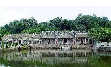 暑假冷门旅游地:山西老牛湾，广西南丹，广东大旗头村，云南密祉