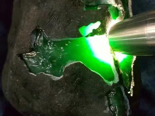 缅甸珠宝翡翠