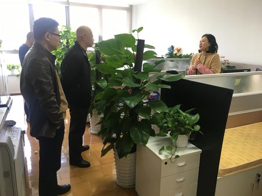 夏雷主任也代表中心领导向坚守岗位的员工送去了新春祝福,祝愿大家