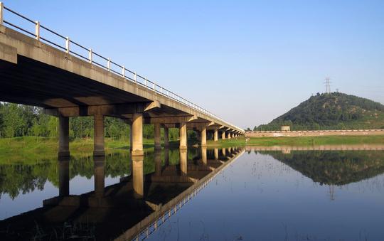 风光--平驻公路桥