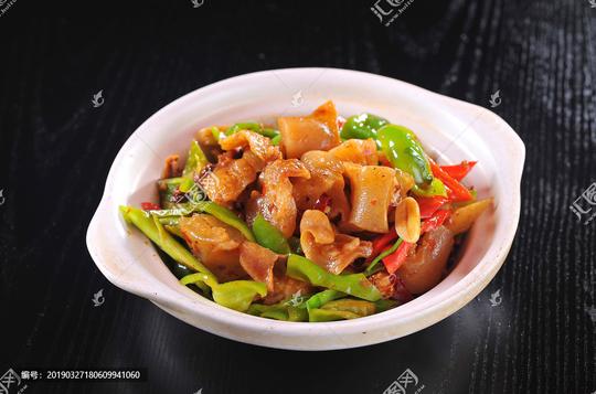 >中国菜系查看相似图收藏举报>双椒去骨猪手辣炒猪脚双椒去骨