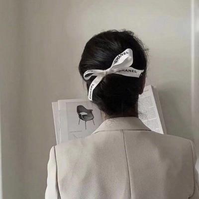 超冷门惊艳的头像女