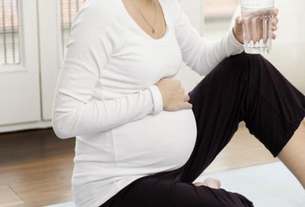 孕期能喝水是怎么回事