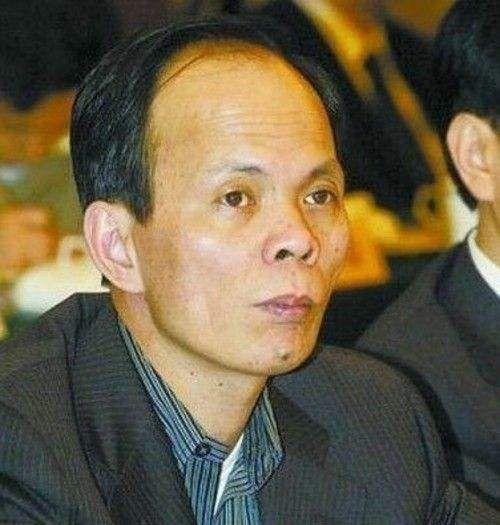 广东省最低调的富二代之一:父亲身家320亿,他
