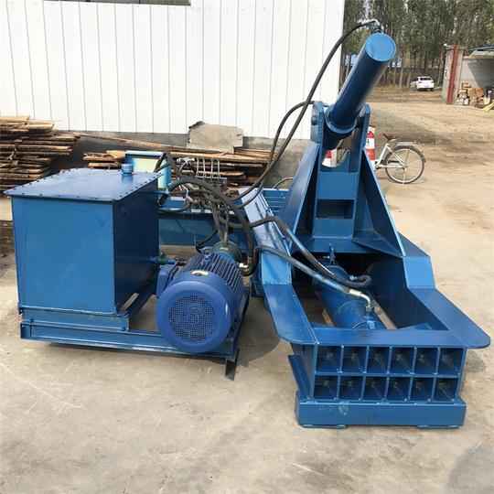 小型废铁打包金属压块机废旧金属钢材压块成型打包方便运输压块机