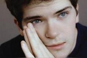 科尔顿&middot;瑞安