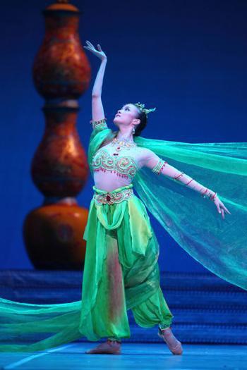 芭蕾舞胡桃夹子图片大全下载;2011舞蹈大事:学科确立意义重大现代