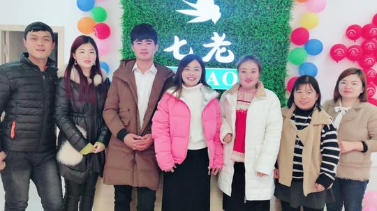 山东聊城七老代理张伟的创业故事,从家庭主妇逆袭微商