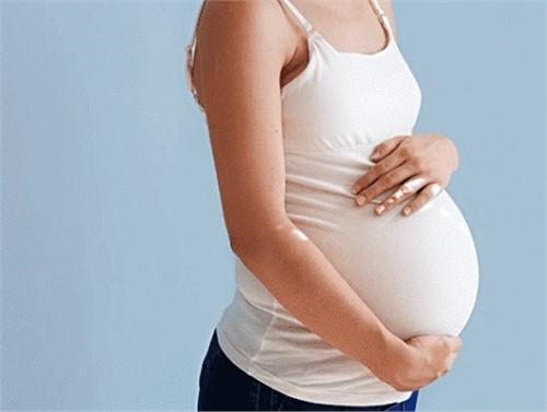孕期早期剧烈呕吐是什么原因导致