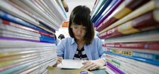 2021高考延期一个月的心情说说