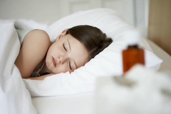 正常新生儿睡眠时间是多少小时