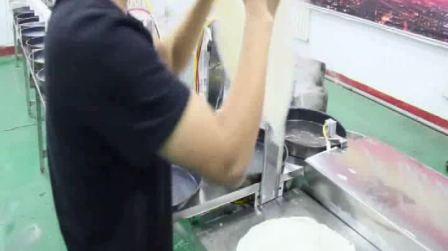 农村夫妻发明全自动凉皮机一小时能做400张成功当老板