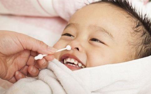 宝宝用嘴呼吸的危害