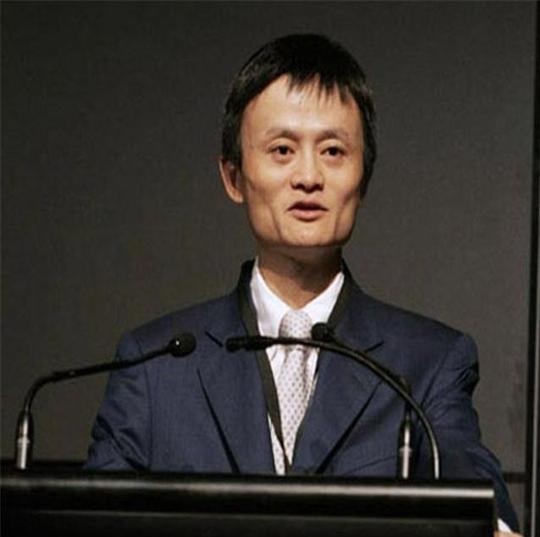 马云做客创业论坛演讲-选对行业需要什么知识