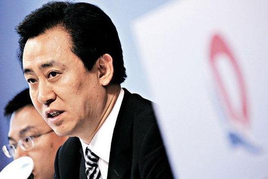 他公务员出身,为创业坑了老乡150亿,狂砸4亿追求女明星!