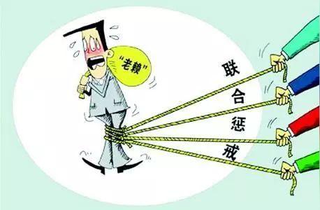 南宁"老赖"强占店铺做生意,开业当天被查封,自己还被警察带走