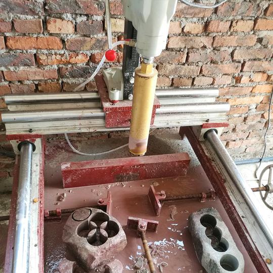 鹅卵石花盆加工制作机器工具石头钻孔打磨抛光导轨夹具